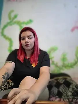 Mila Colins online show from 05/26/26, 07:43