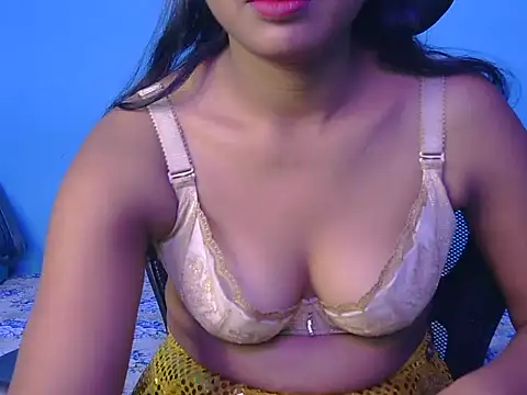 its-Aarushi online show from 03/25/26, 03:29