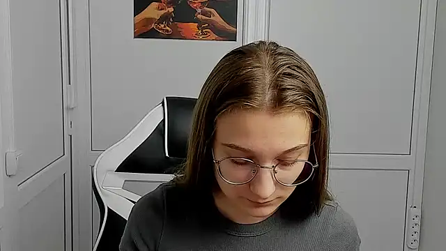 Mia kristal online show from 04/02/26, 07:06