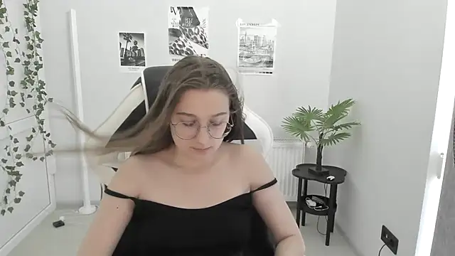 Mia kristal online show from 07/01/26, 08:27