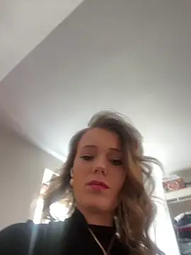 SophiaWestend online show from 03/19/26, 10:52