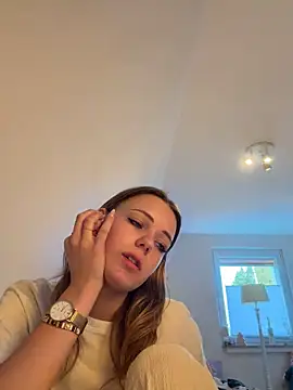 SophiaWestend online show from 04/17/26, 06:49