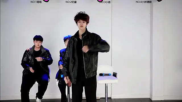 handsomeboy-002 online show from 03/19/26, 11:25