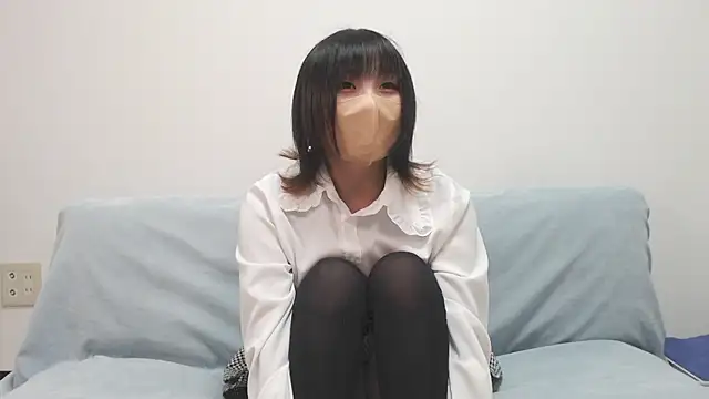 Snapshot of HARU_86_ chatting on 04/11/26, 10:30 HARU 86 online show from 04/11/26, 10:30