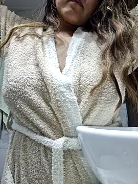 rafaella stefano online show from 04/09/26, 03:06