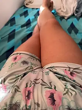 rafaella stefano online show from 04/18/26, 12:42