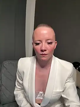 KatharinaGold online show from 03/19/26, 08:02