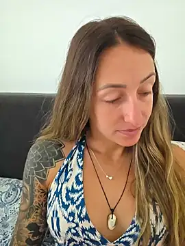 NicoleKaiser online show from 07/15/26, 06:29