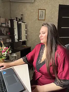 AgathaMyers online show from 04/12/26, 09:14