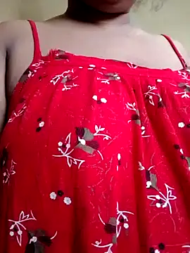 Snapshot of Rishwana69 chatting on 04/13/26, 02:17 Rishwana69 online show from 04/13/26, 02:17