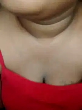 Snapshot of Rishwana69 chatting on 04/15/26, 03:30 Rishwana69 online show from 04/15/26, 03:30