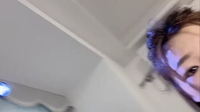 Snapshot of forzen520 chatting on 03/26/26, 12:17 forzen520 online show from 03/26/26, 12:17