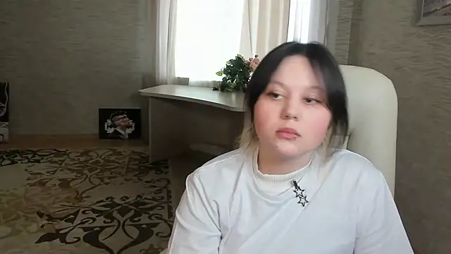 BelenHunkins online show from 03/18/26, 06:16