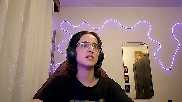 SanjuanaEytchison online show from 04/07/26, 10:05