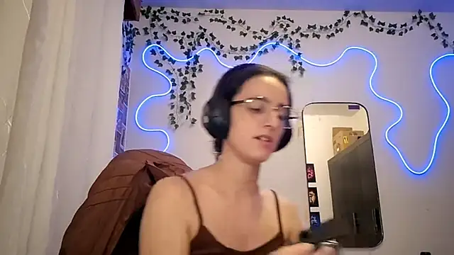 SanjuanaEytchison online show from 04/10/26, 01:00