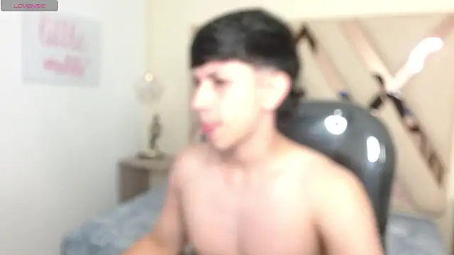 AdrianFranko online show from 03/25/26, 01:39