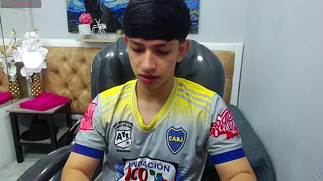 AdrianFranko online show from 04/14/26, 01:17