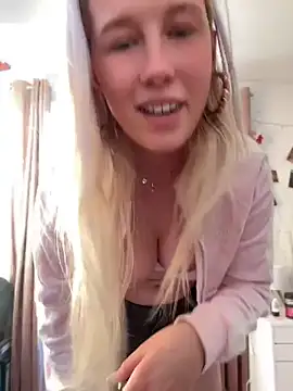 LeniMaria online show from 04/09/26, 05:07