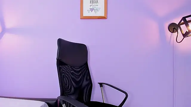 milliesummer online show from 04/13/26, 12:10