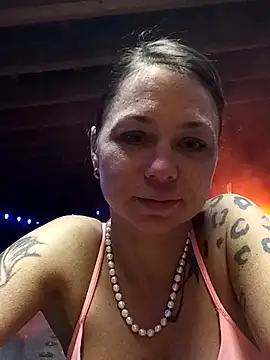 Couple qc online show from 04/02/26, 12:41