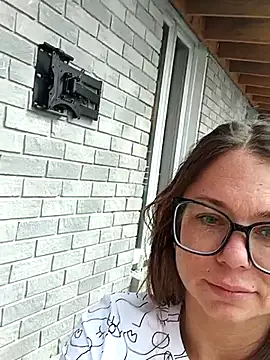 Couple qc online show from 04/11/26, 02:54