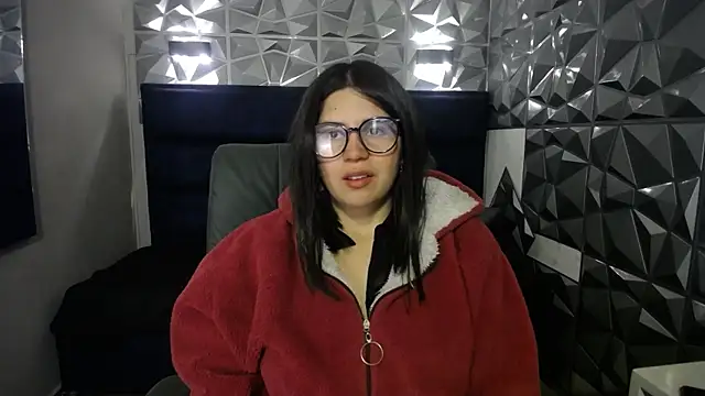 Snapshot of Cata_black chatting on 04/15/26, 01:07 Cata black online show from 04/15/26, 01:07