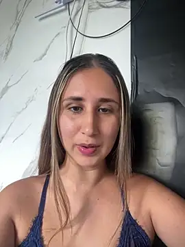 VictoriaWhitmore online show from 04/07/26, 03:45