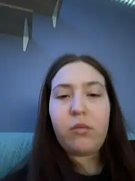 charmingggirl online show from 04/16/26, 08:37