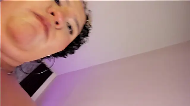 Wen Jones online show from 04/09/26, 06:19