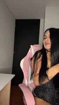 Kitty Bloom1 online show from 04/19/26, 12:54