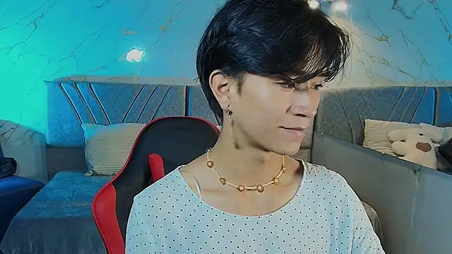 Snapshot of cococumps chatting on 04/11/26, 11:25 cococumps online show from 04/11/26, 11:25