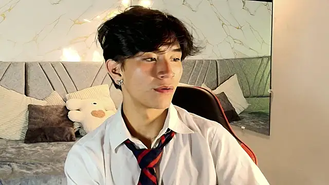 Snapshot of cococumps chatting on 04/13/26, 11:16 cococumps online show from 04/13/26, 11:16