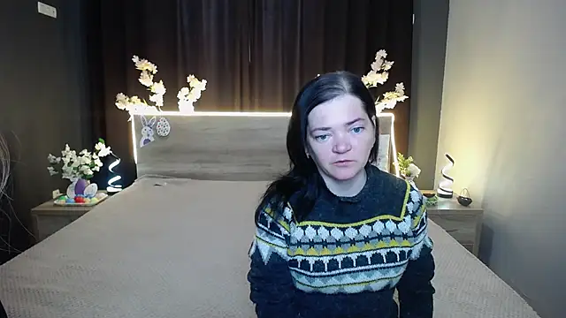 LauraFinn online show from 03/28/26, 09:31