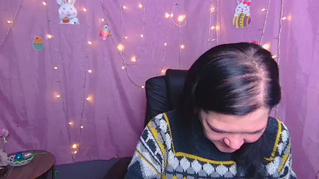 LauraFinn online show from 04/13/26, 06:13