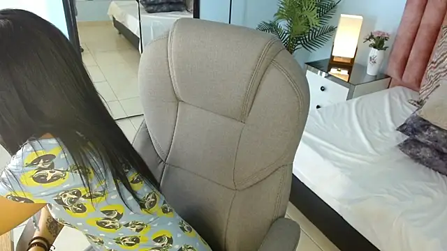 Brithney rose online show from 04/01/26, 01:41