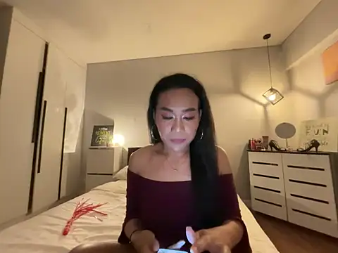 Ur topQeents online show from 04/03/26, 09:46