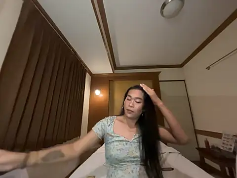 Ur topQeents online show from 04/08/26, 09:48