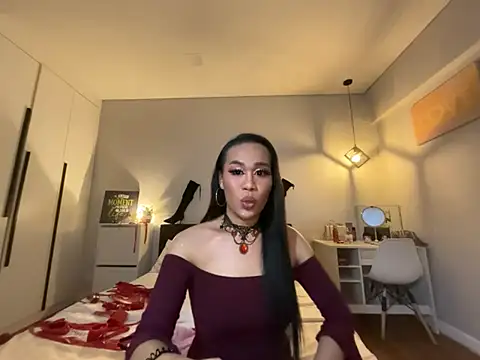 Ur topQeents online show from 04/10/26, 09:36