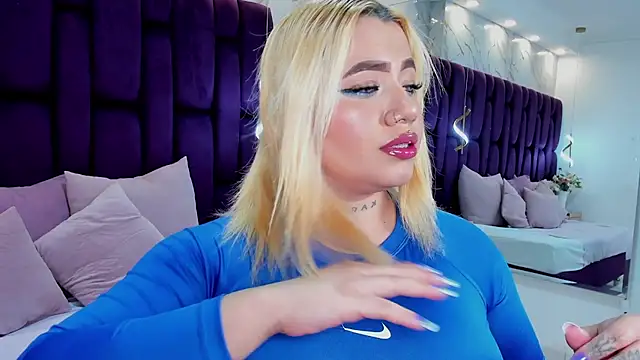 milamonroyy online show from 04/11/26, 03:33