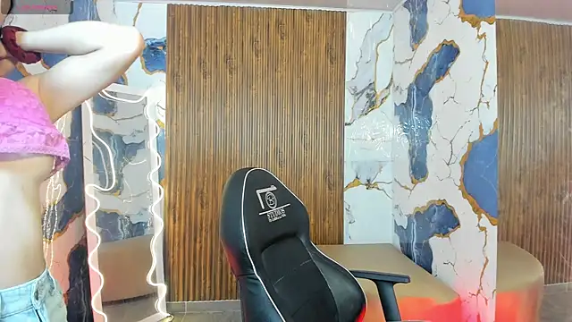 Alyce tay1 online show from 04/05/26, 11:51