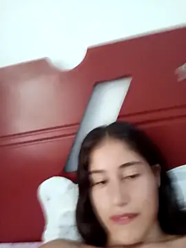 Bella Goddess  online show from 04/16/26, 09:39