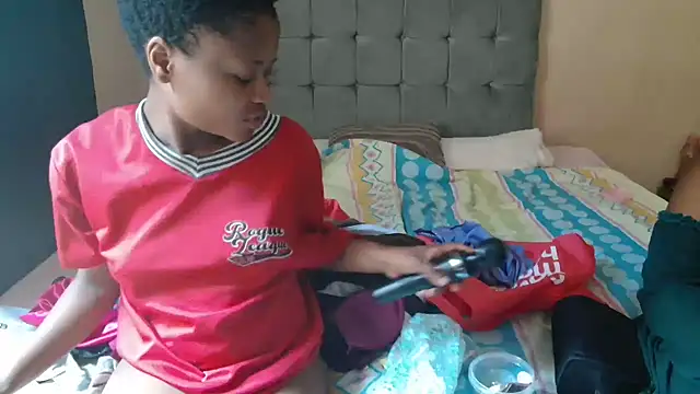 Snapshot of babyface205 chatting on 04/11/26, 09:02 babyface205 online show from 04/11/26, 09:02