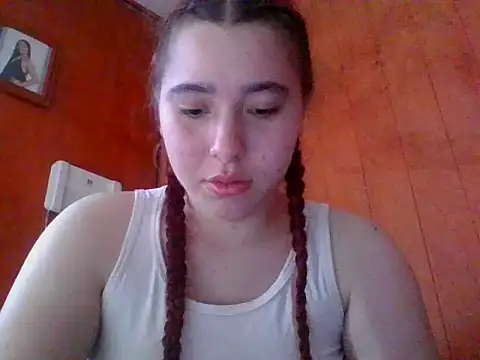 Annisof000 online show from 04/16/26, 07:03