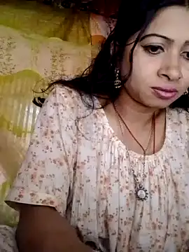 Snapshot of Sexy_moon45 chatting on 03/22/26, 06:17 Sexy moon45 online show from 03/22/26, 06:17