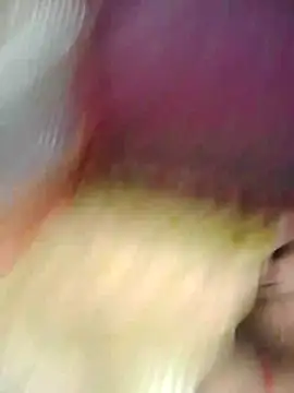 Snapshot of Sexy_moon45 chatting on 03/23/26, 07:12 Sexy moon45 online show from 03/23/26, 07:12