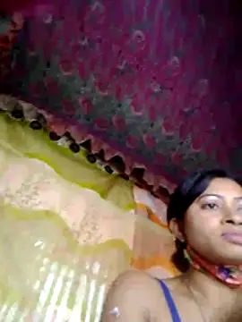 Snapshot of Sexy_moon45 chatting on 03/31/26, 07:31 Sexy moon45 online show from 03/31/26, 07:31