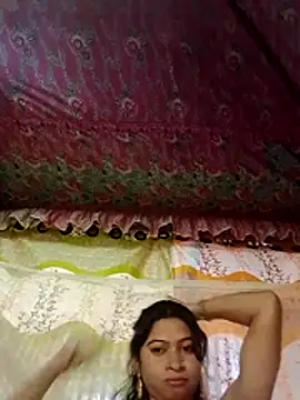 Snapshot of Sexy_moon45 chatting on 04/06/26, 06:36 Sexy moon45 online show from 04/06/26, 06:36