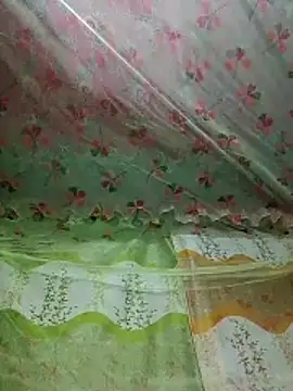 Snapshot of Sexy_moon45 chatting on 04/07/26, 12:16 Sexy moon45 online show from 04/07/26, 12:16