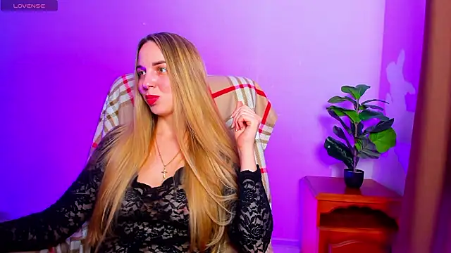 Alexandracandy online show from 03/23/26, 01:37