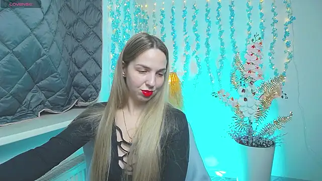 Alexandracandy online show from 04/05/26, 12:46